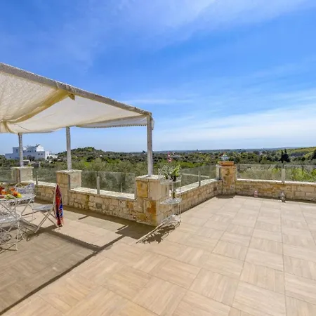 Angelo House فيلة